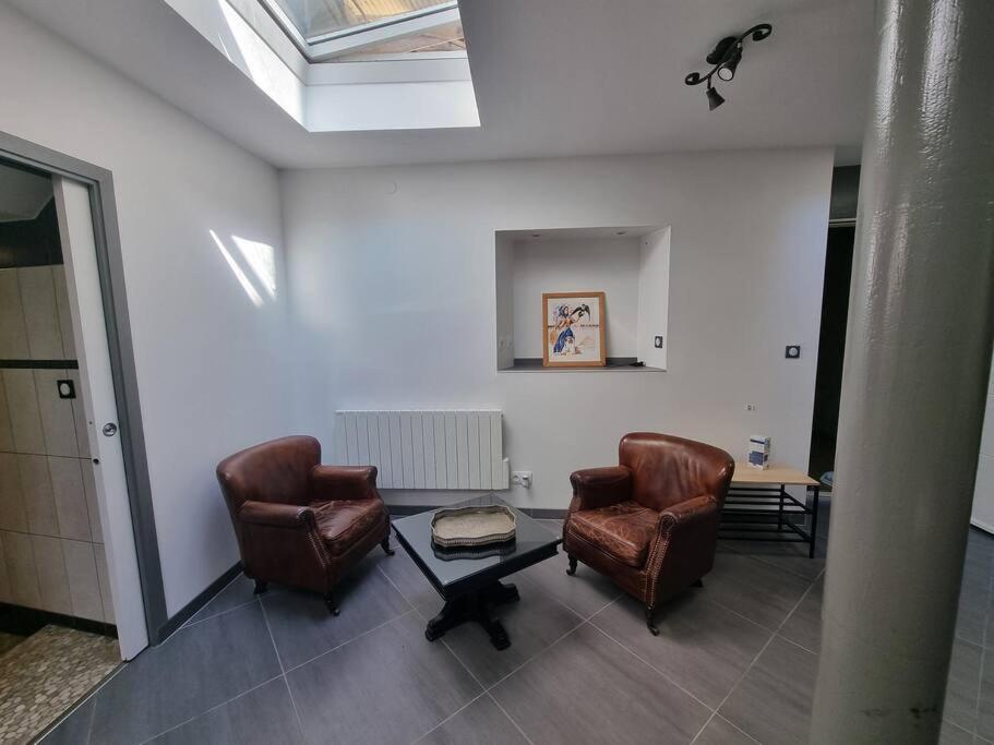 Appartement En Centre-Ville Aurillac Exteriör bild